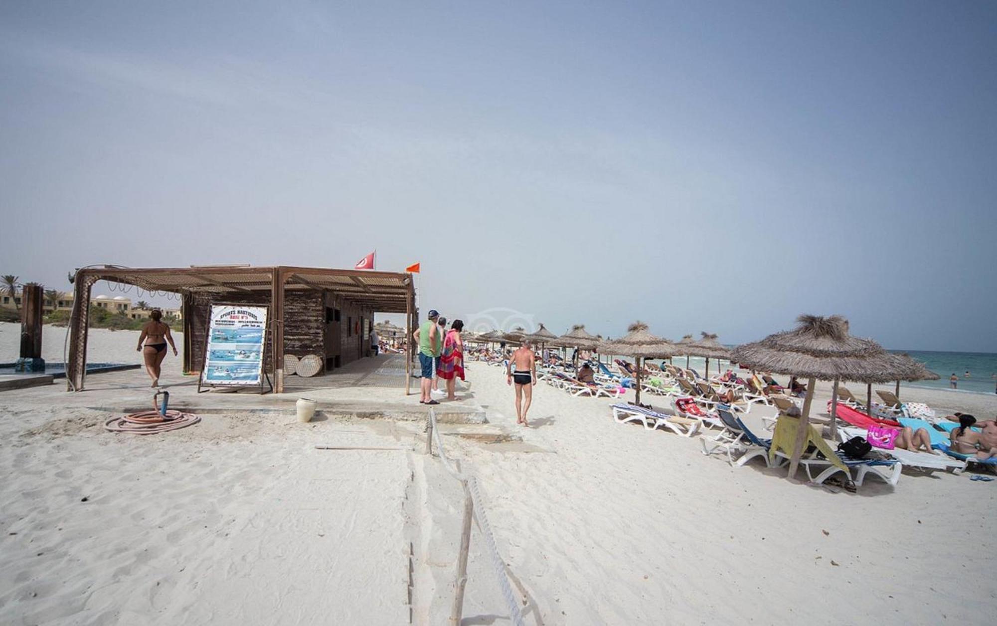 Hotel Meninx Djerba Triffa Екстериор снимка
