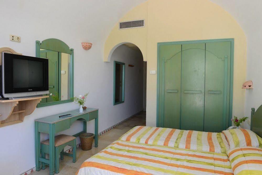 Hotel Meninx Djerba Triffa Екстериор снимка